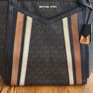 NWOT Michael Michael Kors Whitney Black and Brown Metalic Signature Tote
